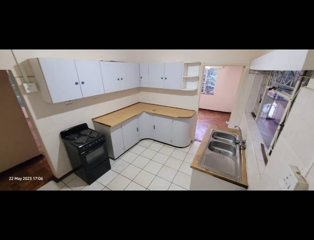 3 BEDROOM APARTMENT TO LET IN BOUGHTON